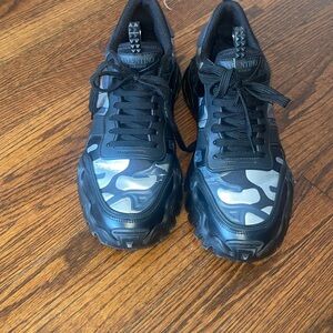 Valentino Garavani Size 10’ US (Designer Shoes)